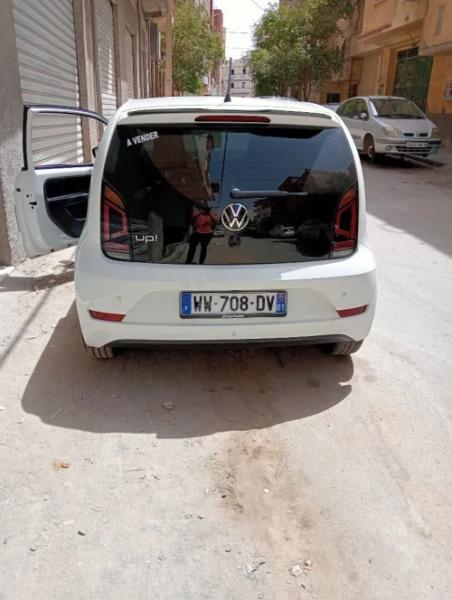 Volkswagen Up 2021 BlueMontion