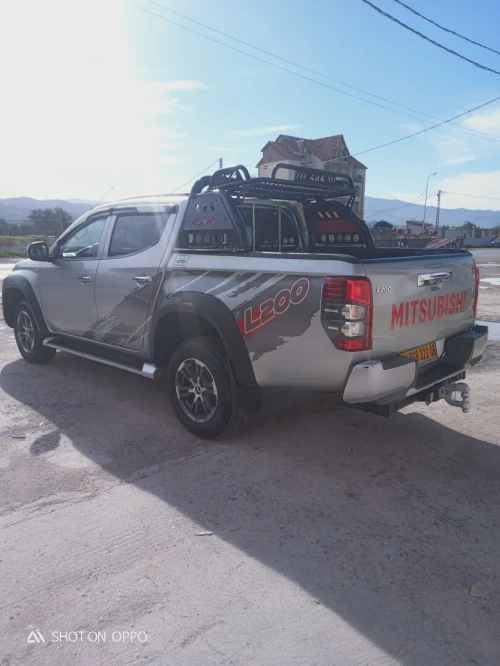 Mitsubishi L200 2022 Doube cabine Evolution