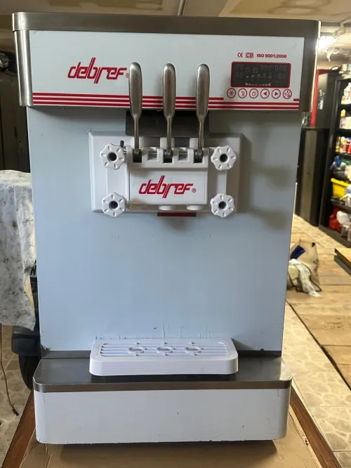 Machine à glace