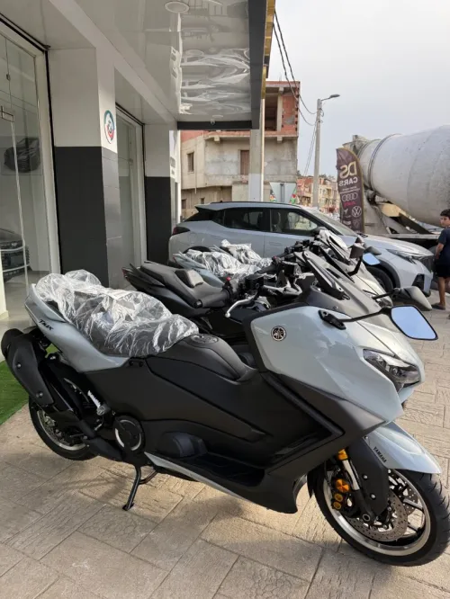 YAMAHA Tmax 563 2026