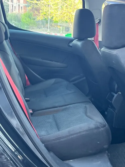 Peugeot 308 2013 