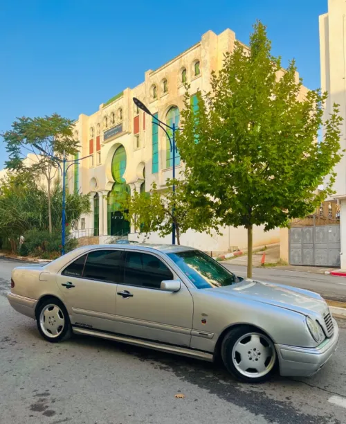 Mercedes Classe E 1998 Avangarde