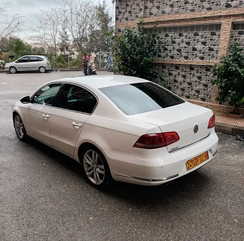 Volkswagen Passat 2012 R Line