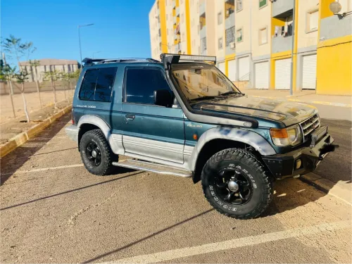 Mitsubishi Pajero Court 1998 Pajero Court