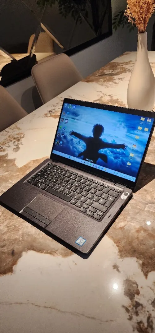 Dell Latitude 5300 2-in-1 x360 i5 8eme 16GB RAM 512GB SSD 13.3" FULL HD IPS TACTILE CONVERTIBLE