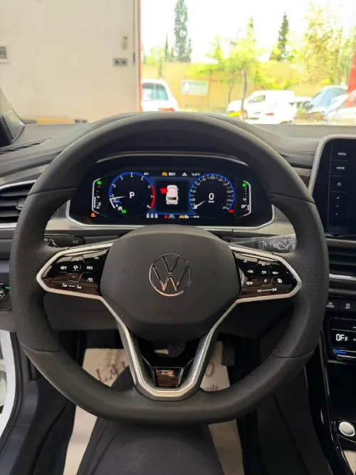 Volkswagen T-Roc 2025 R-Line 
