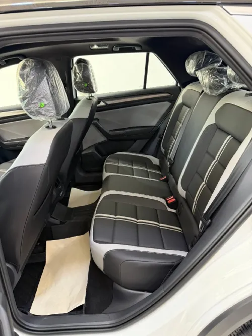 Volkswagen T-Roc 2025 R-Line 