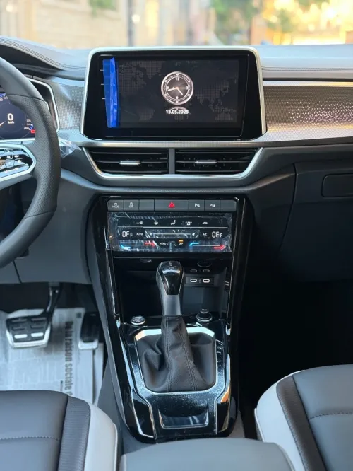 Volkswagen T-Roc 2025 R-Line + SONO