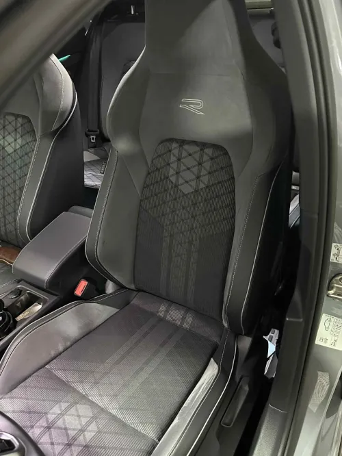 Volkswagen Golf 8 2023 R-Line