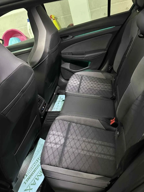 Volkswagen Golf 8 2023 R-Line