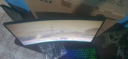 Ecran MSI Optix MAG241CV 1080p 144hz VA