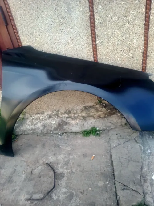 Lal de citreon c5 coûté à droite