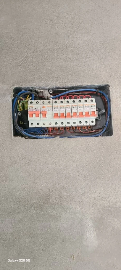 ÉLECTRICIEN BÂTIMENT