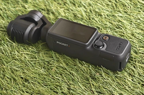 DJI OSMO POCKET 4 2026 STANDARD COMBO 4K - STABILISE COMPACT ULTRA PERFORMANT - AUTONOMIE OPTIMISÉE - VLOGGERS & VOYAGE