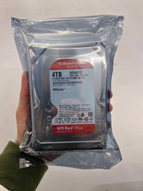 WD RED PLUS NAS WARE 4TB - DISQUE DUR HDD 3.5" - 7200 RPM - SATA 6 GB/S - 256MB CACHE - WD40EFZZ