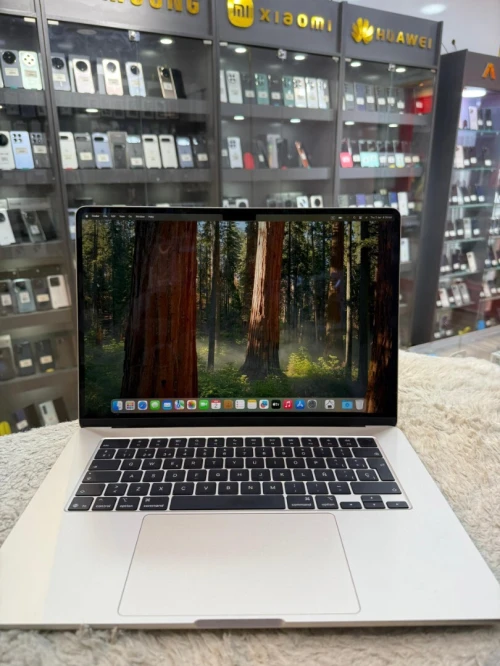 MacBook Air M4 2025 15" 24/512 100% Cycles:42