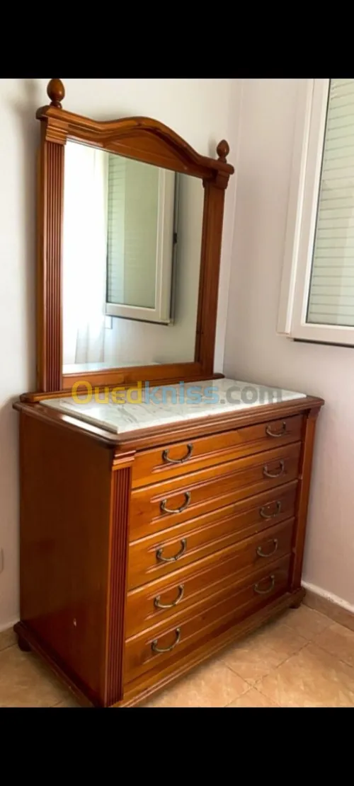 Meuble coiffeuse 