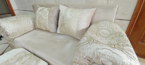 Fauteuille 2 Place+ 2 Poufs+ Table 