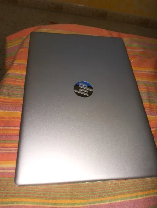 hp probook 450 g5 ( i5-7 TH) 8GB 256 SSD