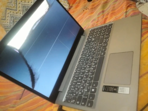 IDEAPAD LONOVO I5-10th  Sans afficheur