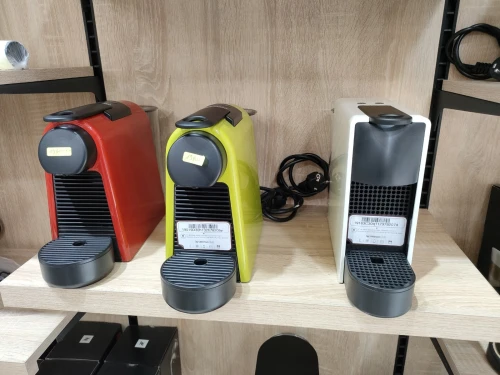 #Nespresso machine à Café essenza mini