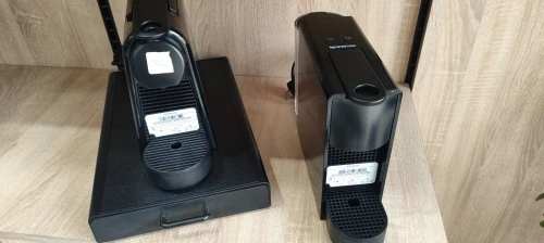 #Nespresso machine à Café essenza mini