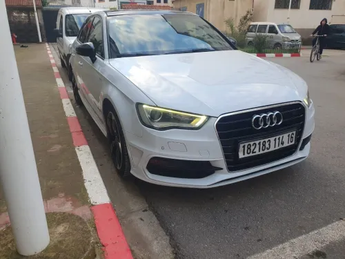 Audi A3 Ssportback 2014 S Line intérieur extérieur
