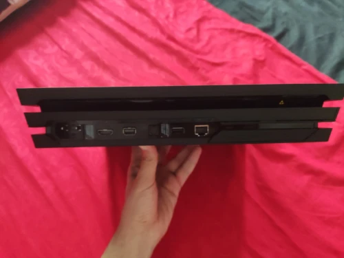 Ps4 pro version flashbale 11.00 venue de France 