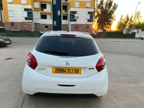 Peugeot 208 2013 Allure