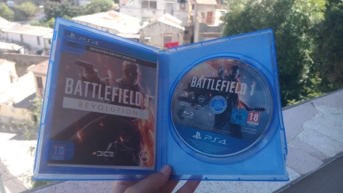 cd ps4 red dead redemption 2 assassin creed unity  Batelfield révolution 1 fifa 23