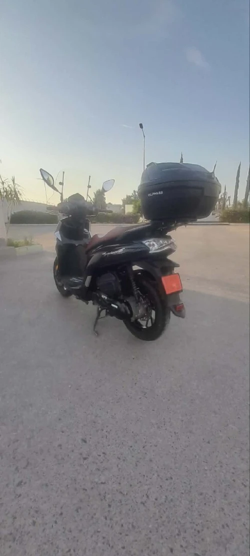 Sym St 200 2024