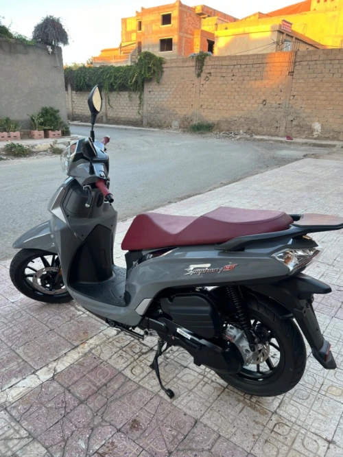 Sym St 200 2025