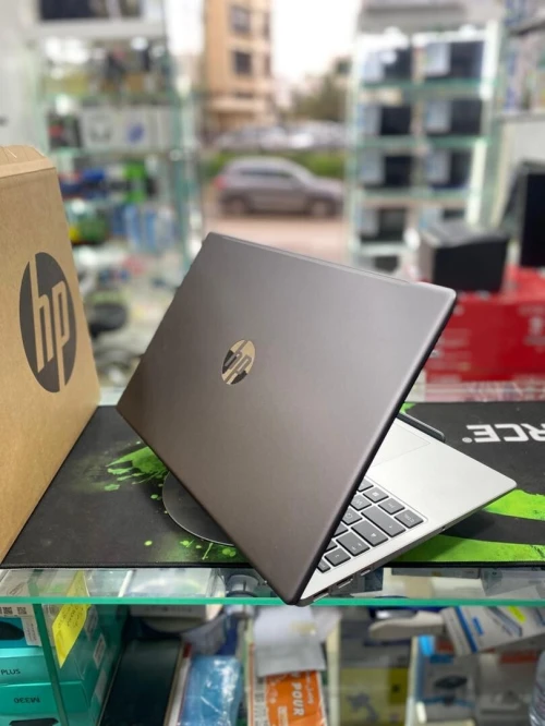 PC PORTABLE HP I3 13EME NEUF 15.6'' 08GO RAM 512GO SSD