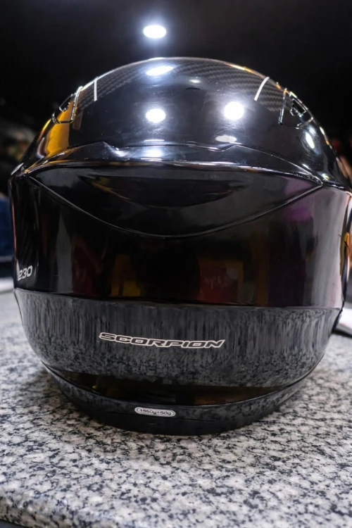 Casque moto originale france XL jdida
