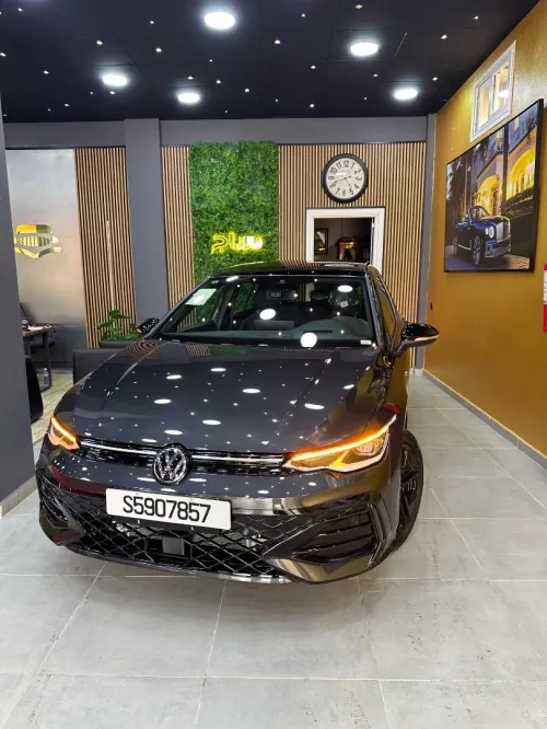 Volkswagen Golf 8 2025 R Black Edition 