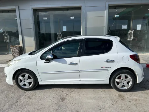 Peugeot 207 2011 207