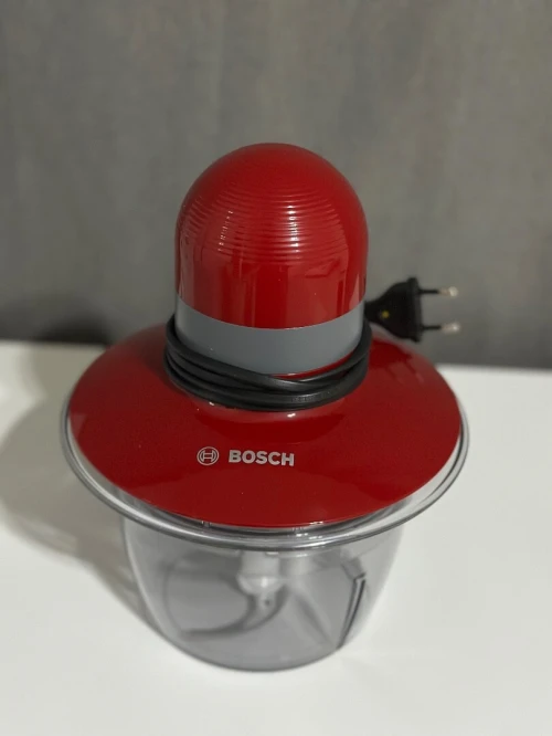 Hachoir bosch 400watt rouge 0,8L