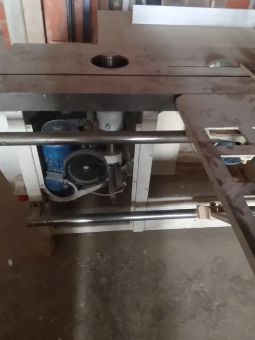 compresseur 300 litre et  menuiserie bois