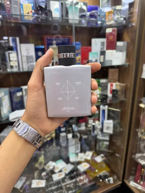 Parfums Dolce gabbana/ bleu de chanel 