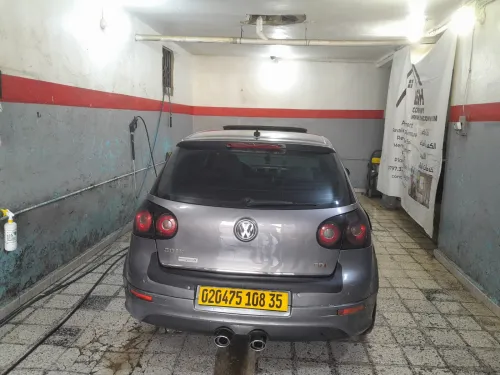Volkswagen Golf 5 2008 R32
