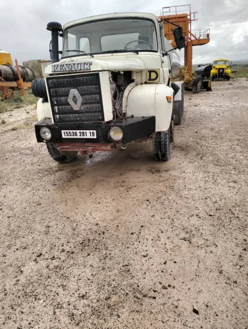Renault Camion GBH Et Camion Glr 190 1981