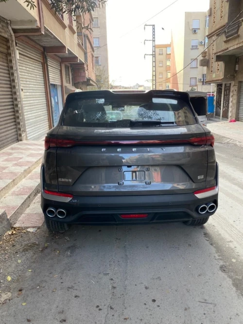 Geely Coolray 2025 