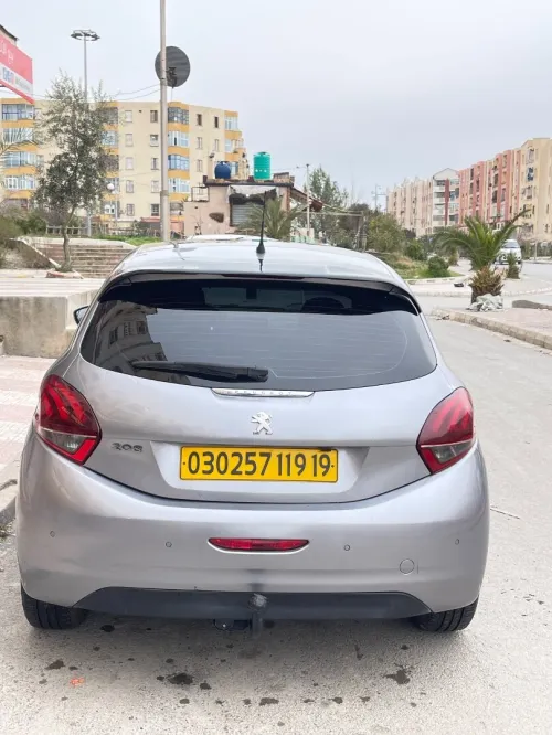 Peugeot 208 2019 Allure