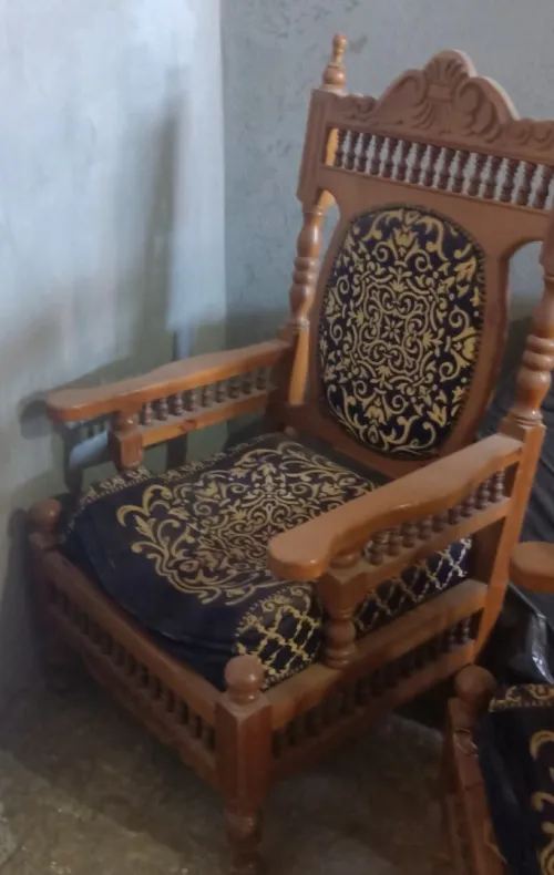 02 Chaises fauteuil classiques en bois كرسيين أريكة كلاسيكي