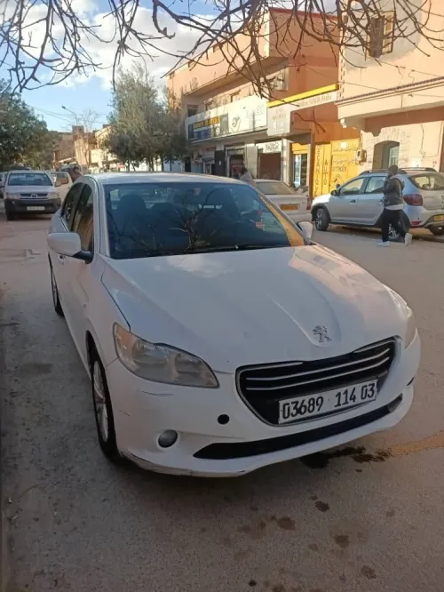 Peugeot 301 2014 Allure