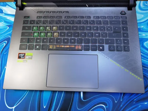 ASUS ROG STRIX 16 G614FR RYZEN 9 9955HX RTX 5070 TI