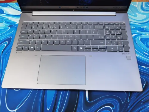 HP ZBOOK POWER 16 G11A RYZ 7 8845HS /RTX A1000 ADA