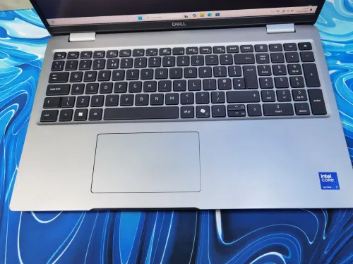 DELL PRECISION 3591 ULTRA 7 155H RTX A1000 ADA 6GB 32GB 1000GB