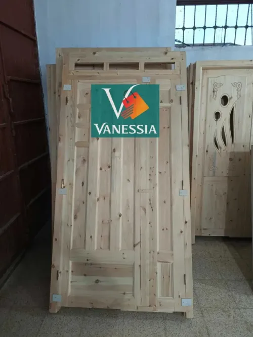 Porte D'Entré En Bois Rouge Numérique