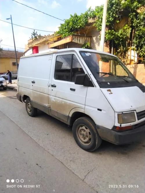 Renault 25 1990 